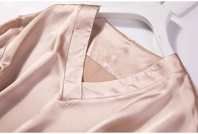 Pink Garden 16MM 100% Mulberry Silk Pajama Set | Hypoallergenic - Allergy Friendly - Naturally Free