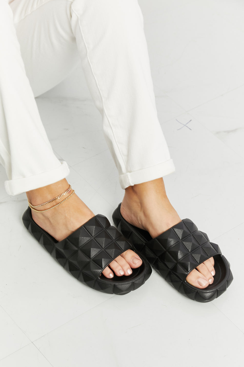 Cloud Walk Faux Rubber 3D Sandals | Hypoallergenic - Allergy Friendly - Naturally Free