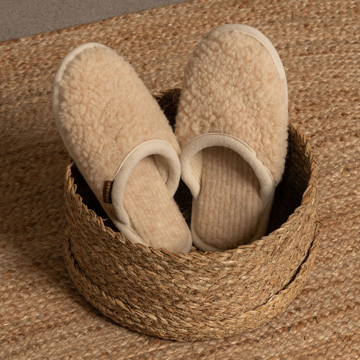 MENIQUE 100% Merino Wool Womens Fluffy Slippers