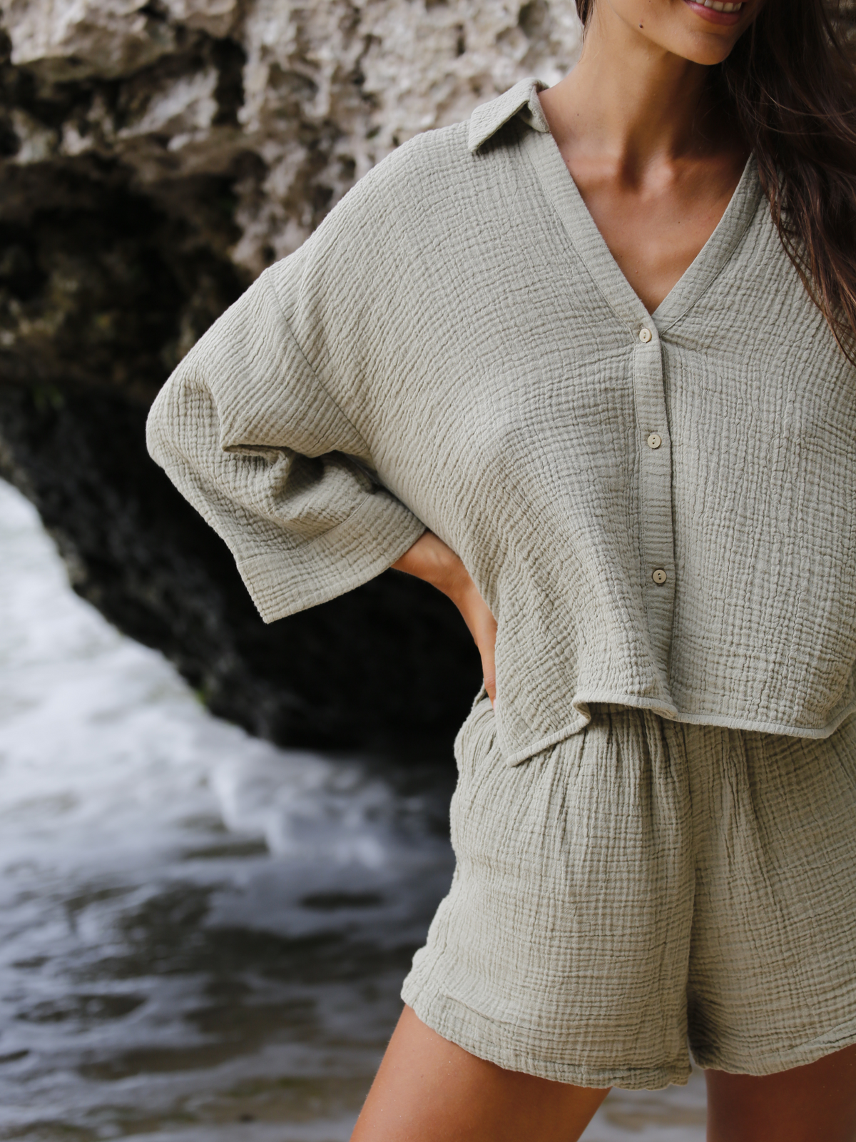 THE HAND LOOM Echo Mini Shirt - Khaki Green