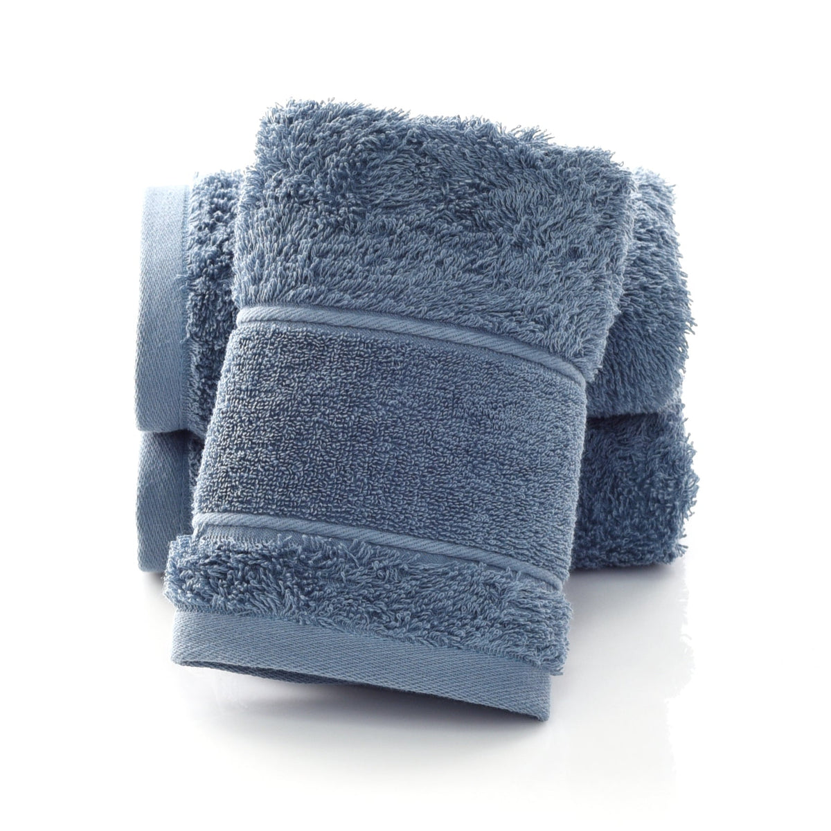 Eco Oasis Solid Organic Cotton Bath Towel | Hypoallergenic - Allergy Friendly - Naturally Free