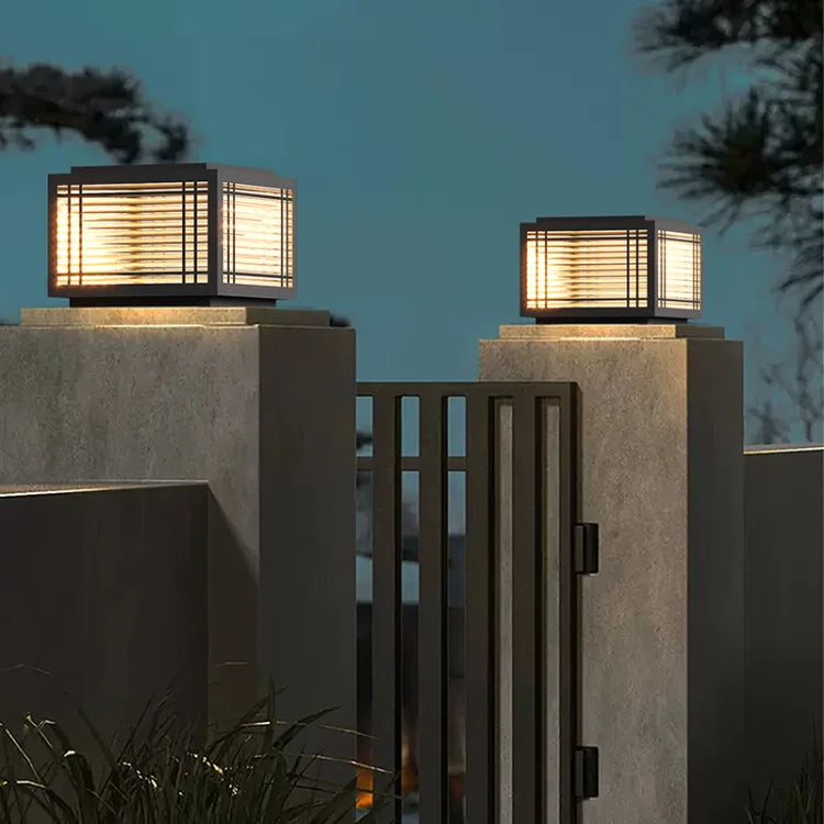 Main Gate Solar Pillar Light Solar Powered Garden Outdoor Ip65 Waterproof Post Fence Lamp Outdoor Solar Column Lights