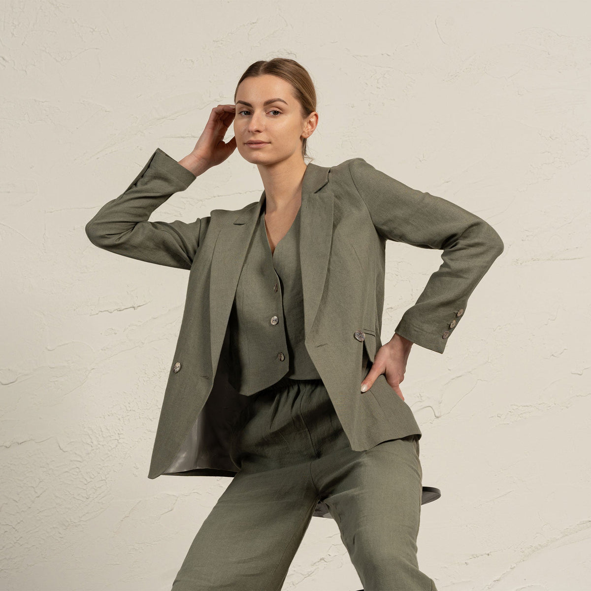 MENIQUE 100% Linen Blazer, Vest & Pants 3-Piece