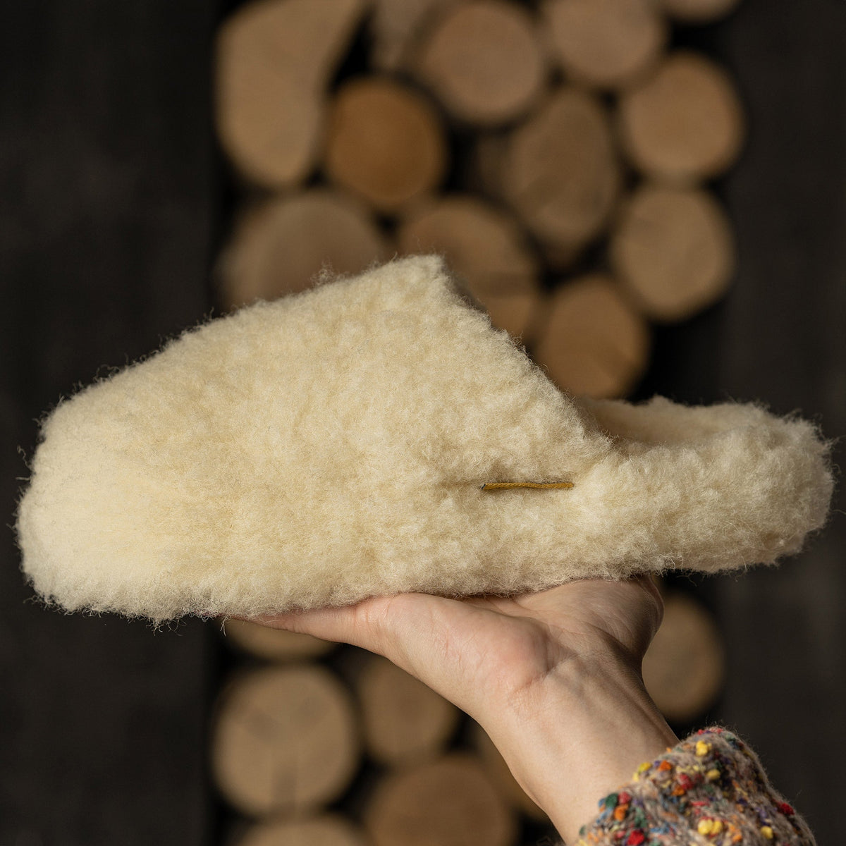 MENIQUE Fleece Slippers Natural