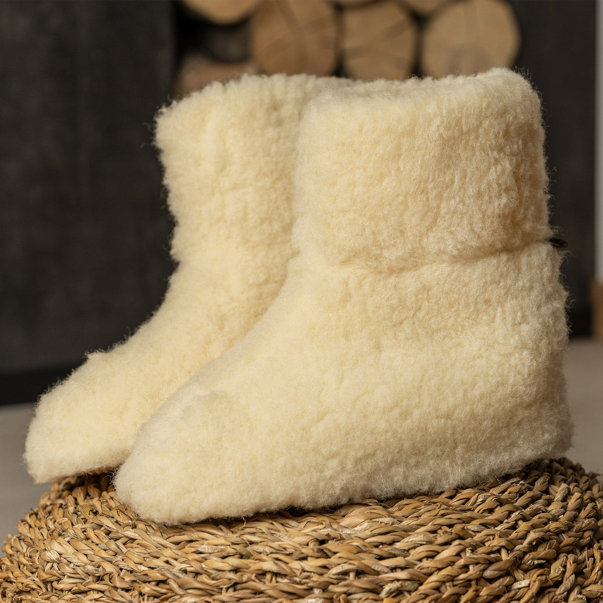 MENIQUE Fleece Bootie Slippers Natural