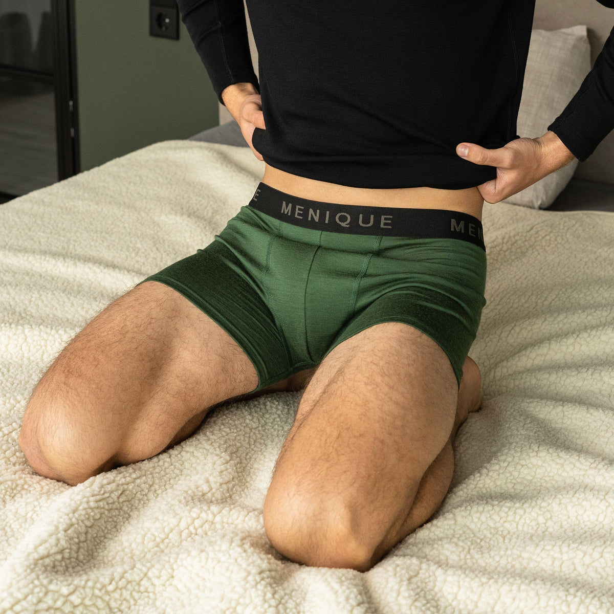 MENIQUE 100% Merino Wool Mens Short Boxers Dark Green