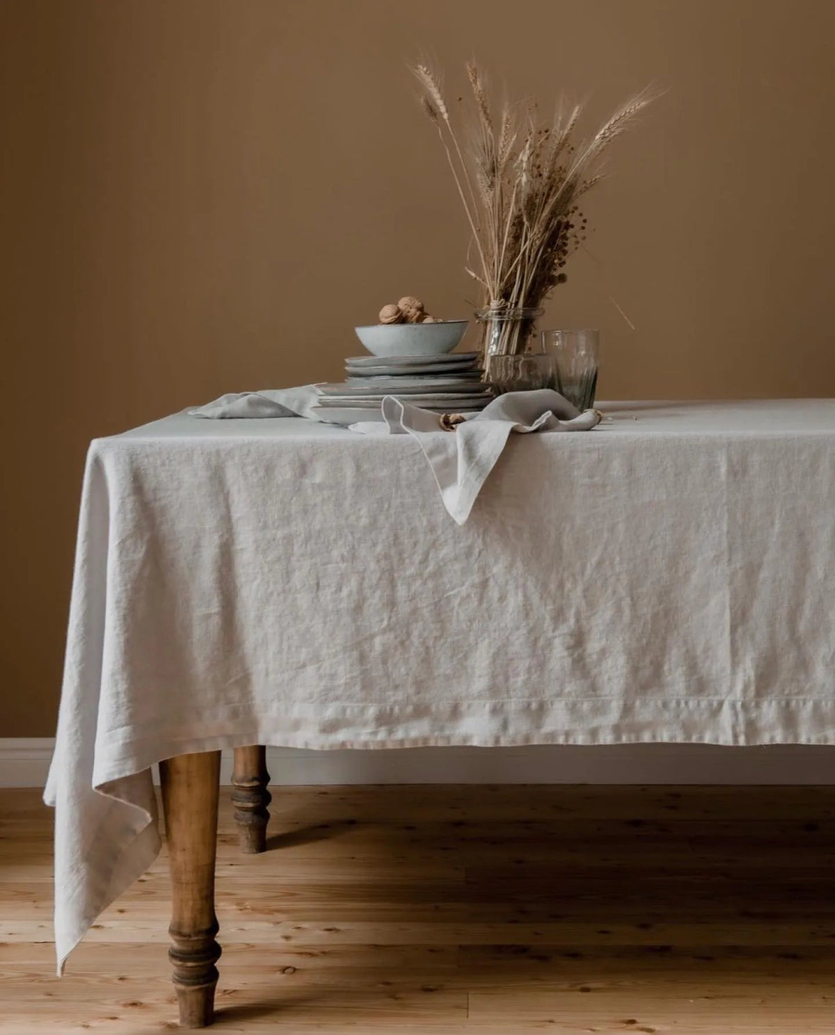 Natural Hues 100% Linen Table Cloth | Hypoallergenic - Allergy Friendly - Naturally Free
