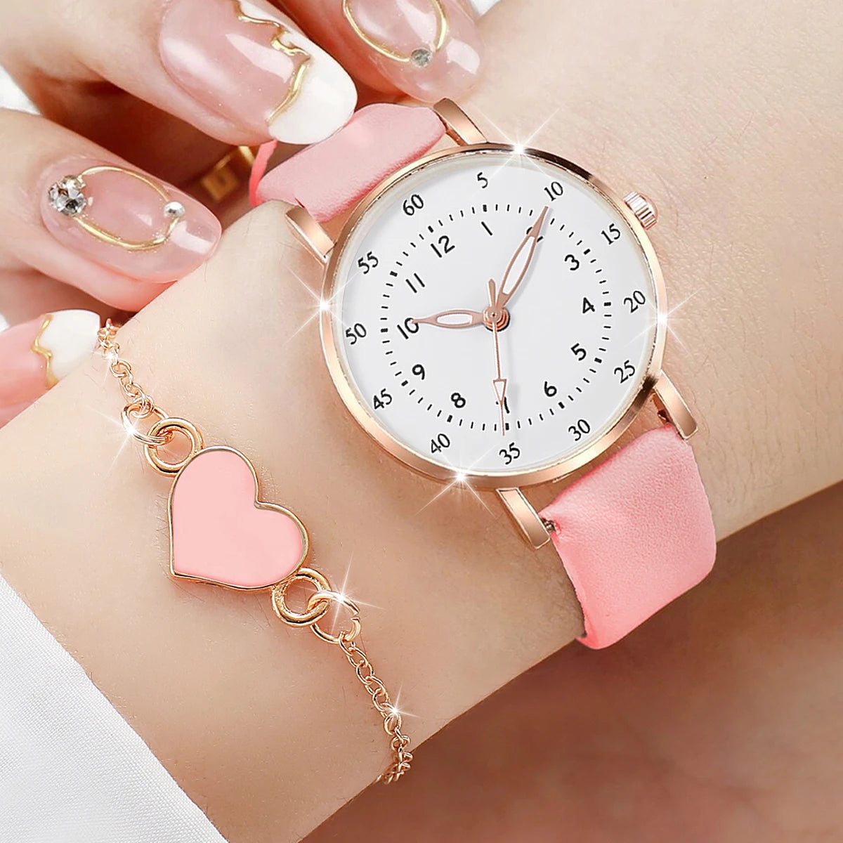 4PCS/Set Women Watch Heart Jewelry Set Fashion Small Arabic Dial Female Leather Band Wristwatches（Without Box）