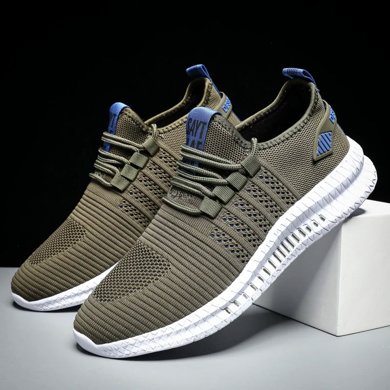 Breathable Men's Casual Sneakers Lightweight Outdoor Men Sneakers Anti-slip Flexible Male Running Shoes Comfortable Tennis