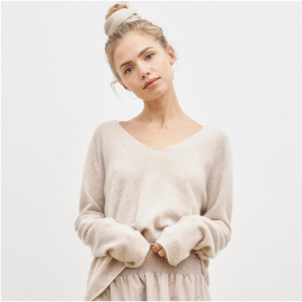 CARE BY ME Rebecca V-Neck Sweater