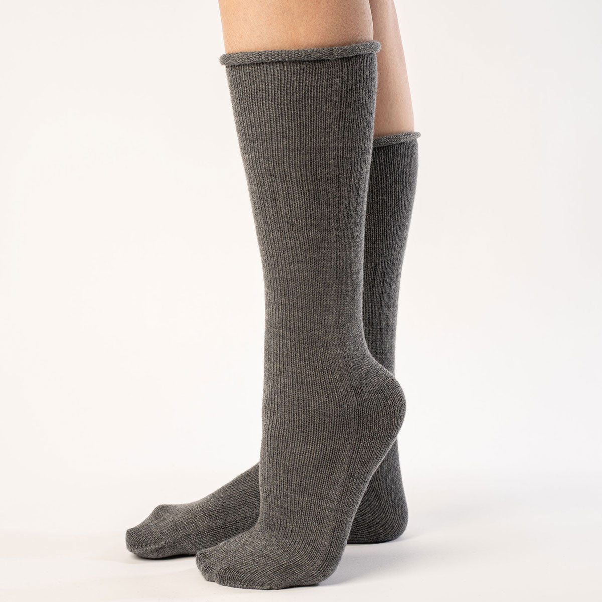 MENIQUE 100% Merino Wool Womens Knit Socks Merino Dark Gray