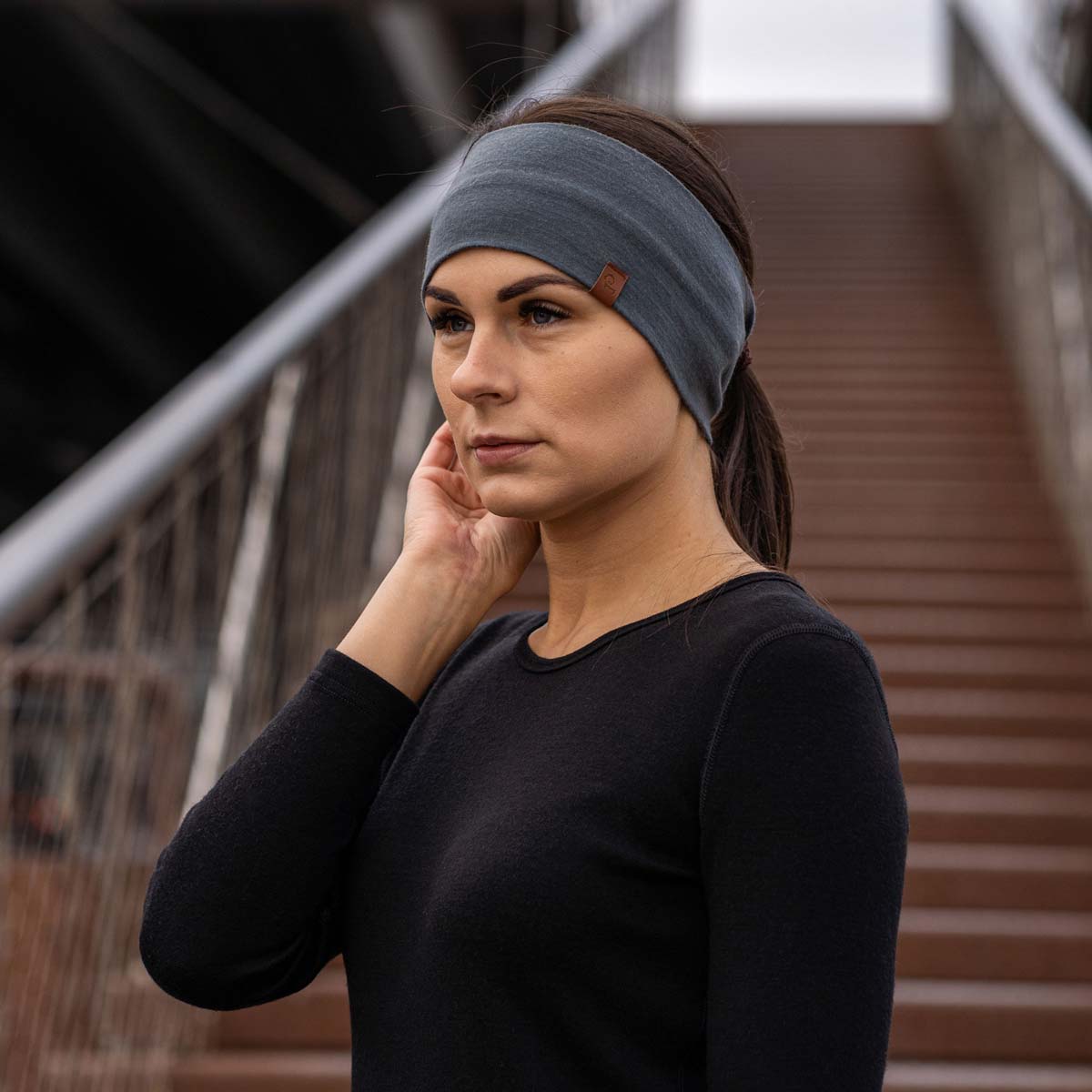 MENIQUE 100% Merino Wool Womens Headband Perfect Grey