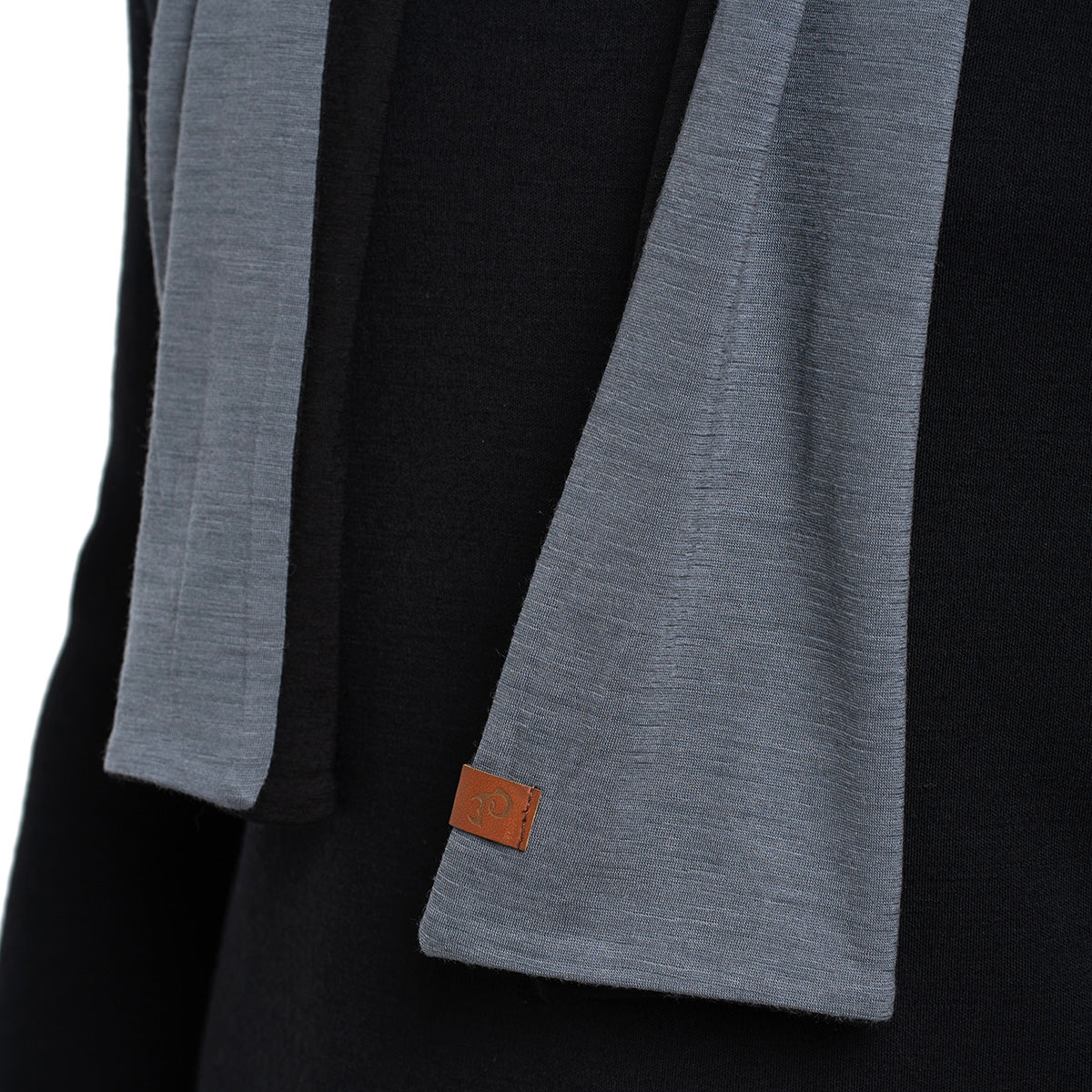 MENIQUE 100% Merino Wool Womens Scarf Black/Perfect Grey